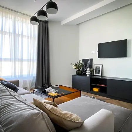 Cozy And Beautifull Near Center 아파트